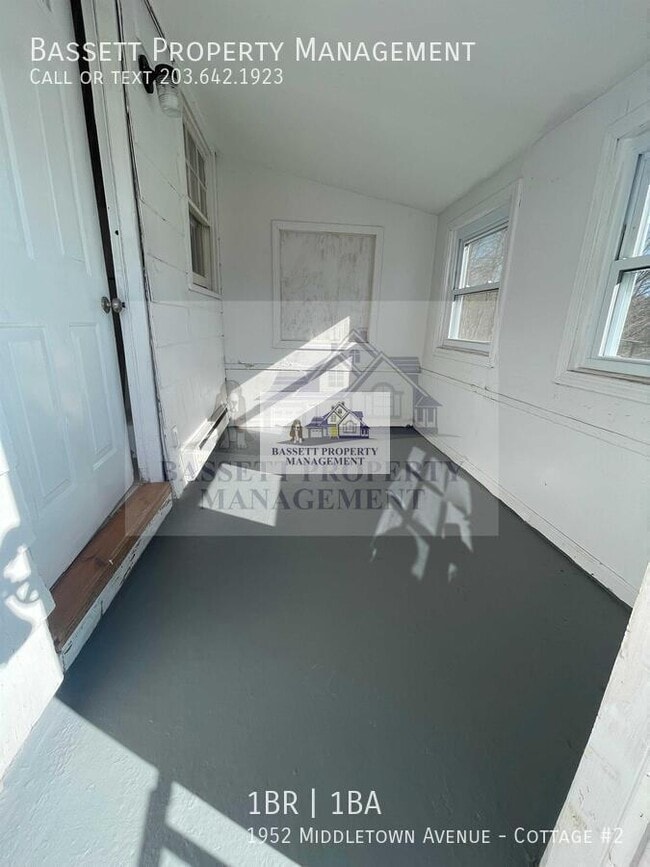 Building Photo - 1952 Middletown Ave