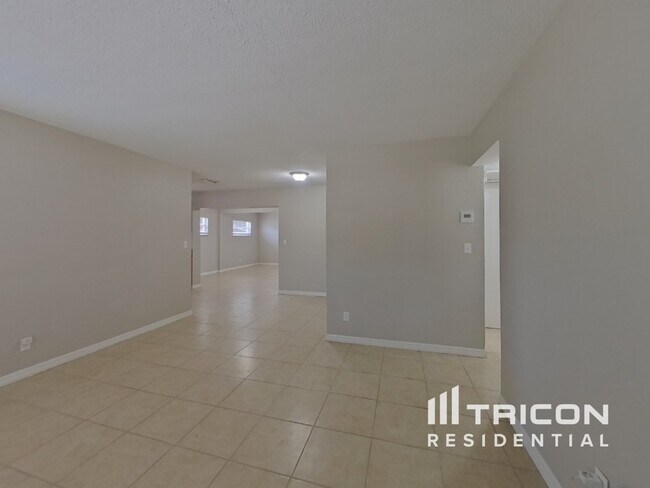 Foto del edificio - 3327 Kingston St N