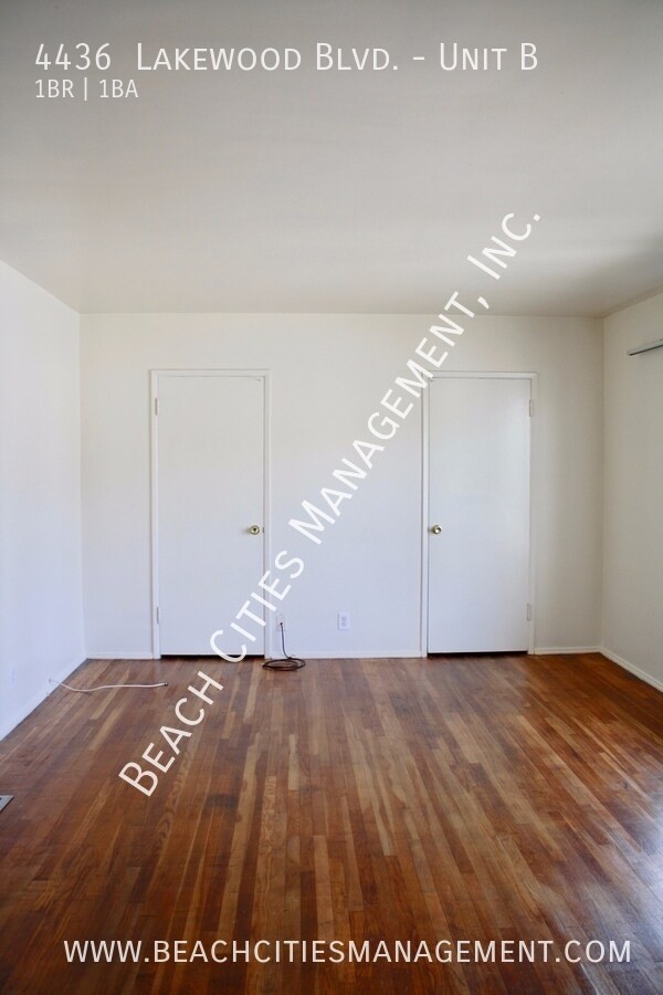 Foto del edificio - 4436 Lakewood Blvd