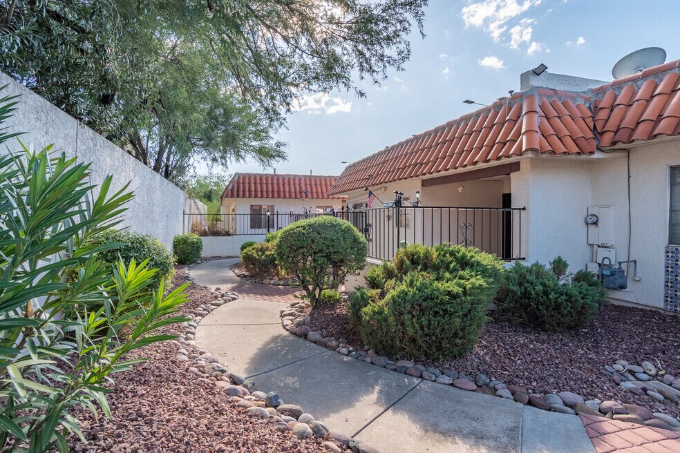 Foto principal - 5917 Sun County Blvd