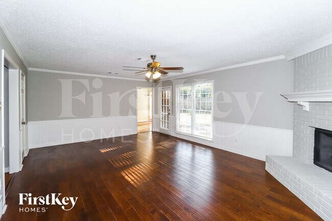 Foto del edificio - 2175 Carrollwood Ln