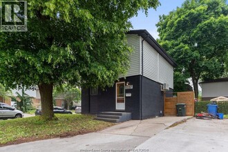 Building Photo - 1227 Aire Pl