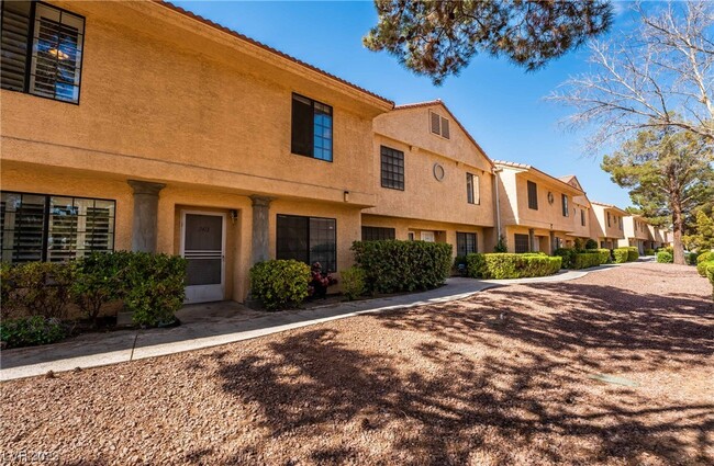 Building Photo - 2851 S Valley View Blvd