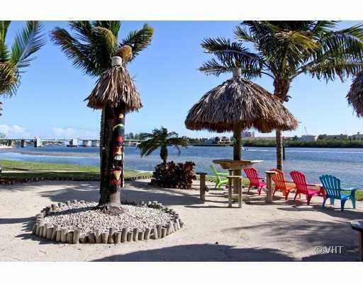 Foto del edificio - 1748 Jupiter Cove Dr