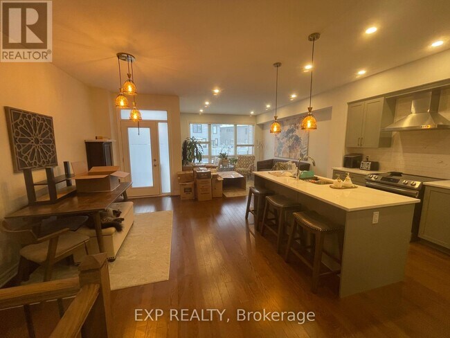 Building Photo - 738 Miikana Rd