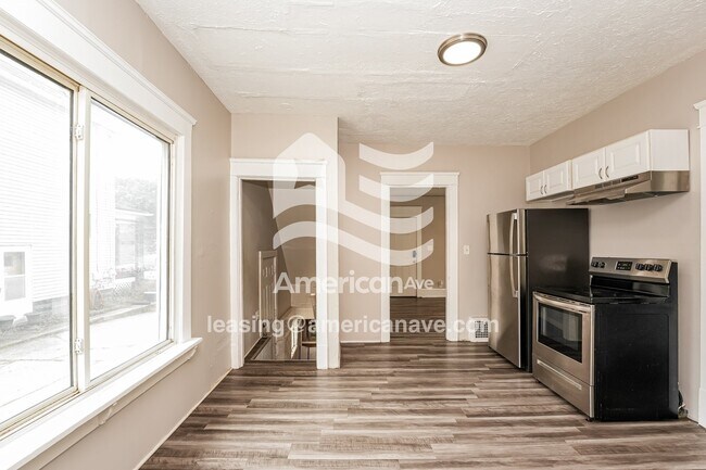 Foto del edificio - 2328 Tuscarawas St E