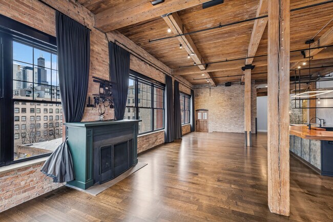 Foto del edificio - 1000 W Washington Blvd