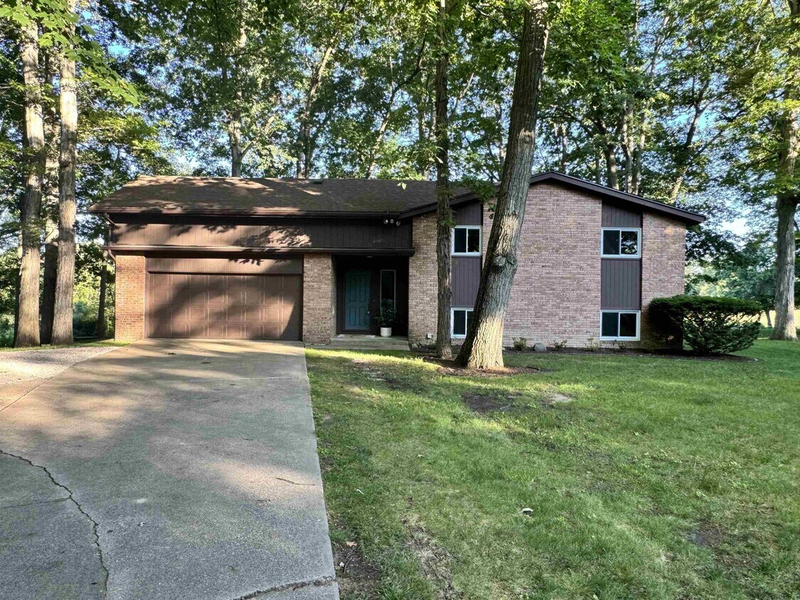 Foto principal - 173 S Spring St