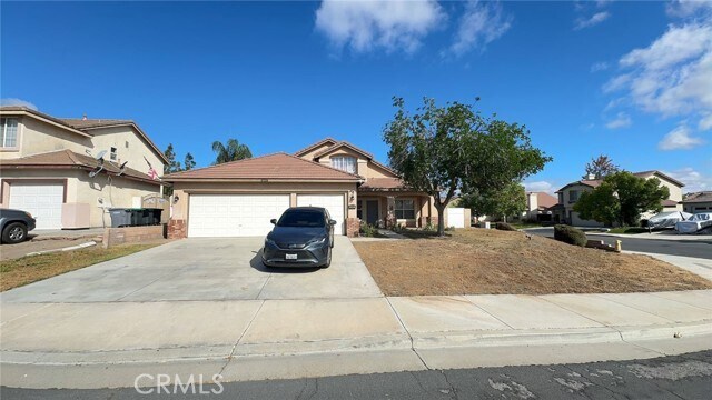 Foto principal - 32440 Samuel Dr