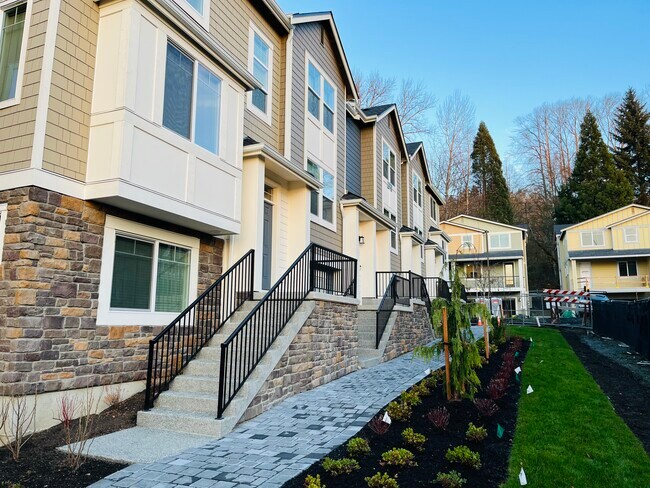 Foto del edificio - 12123 NE 194th Ct