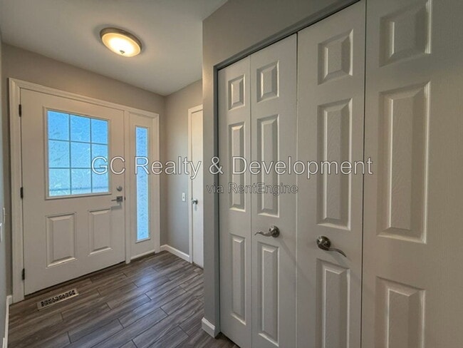 Building Photo - 1695 Pebble Beach Cir