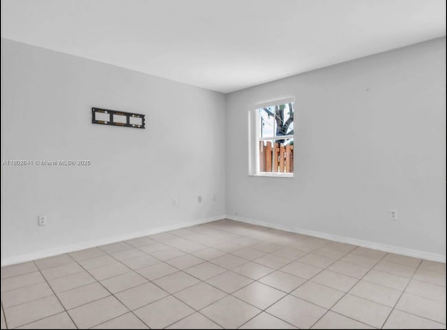 Building Photo - 16628 SW 47th Terrace