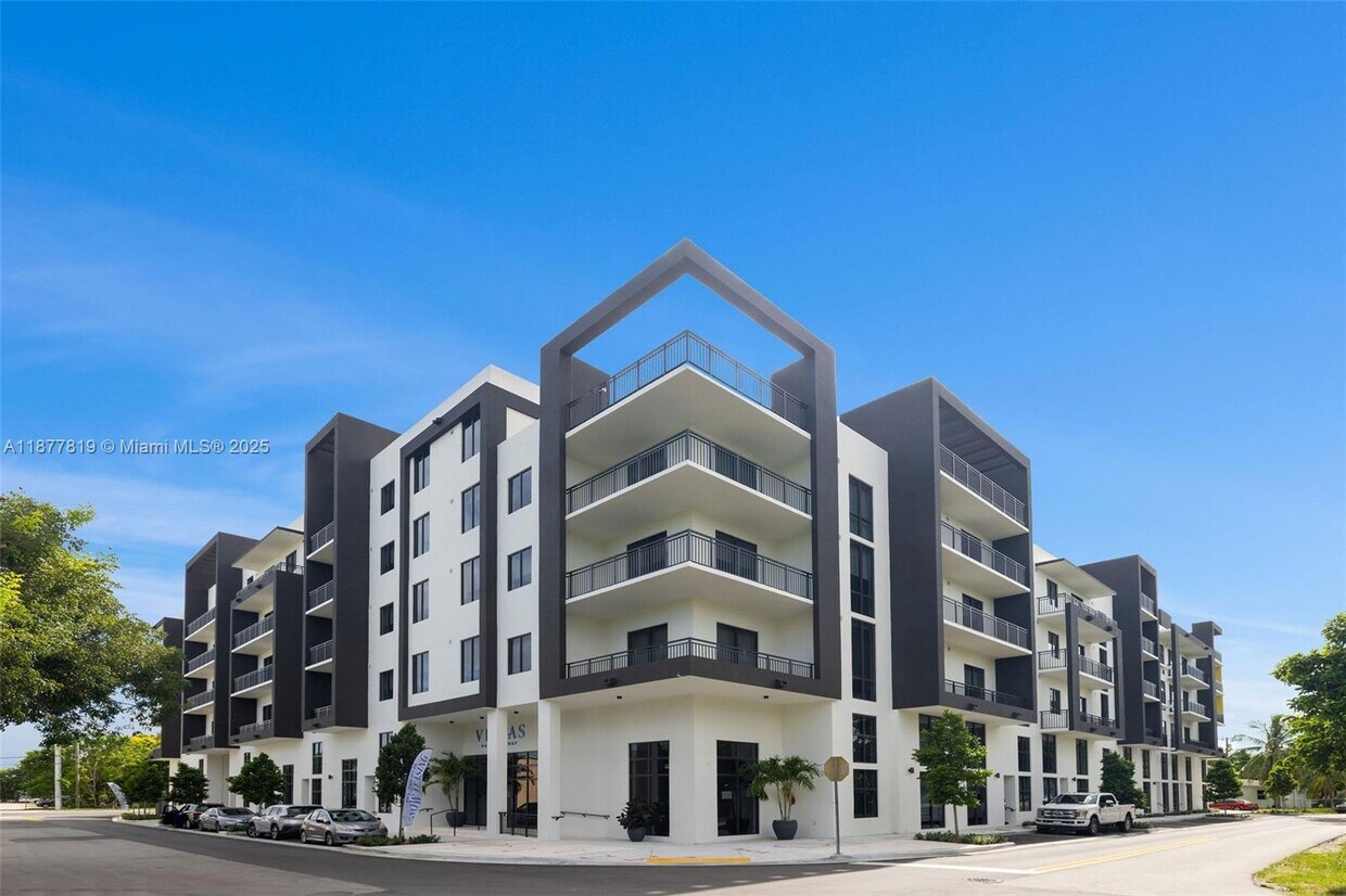 Foto principal - 18300 SW 98th Ave