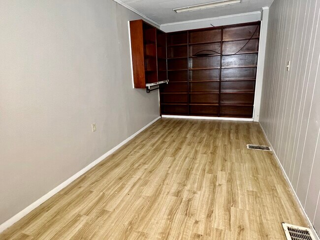 Foto del edificio - 635 3rd Ave