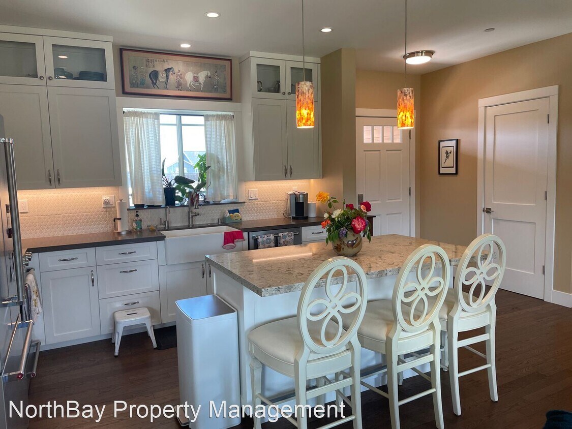 Foto principal - 3 br, 2 bath House - 4564 Brighton Drive