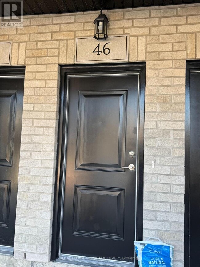 Building Photo - 46 Thatcher Dr