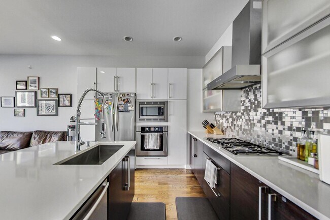 Foto del edificio - 814 N Wood St