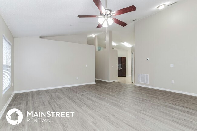 Foto del edificio - 1714 Putney Cir