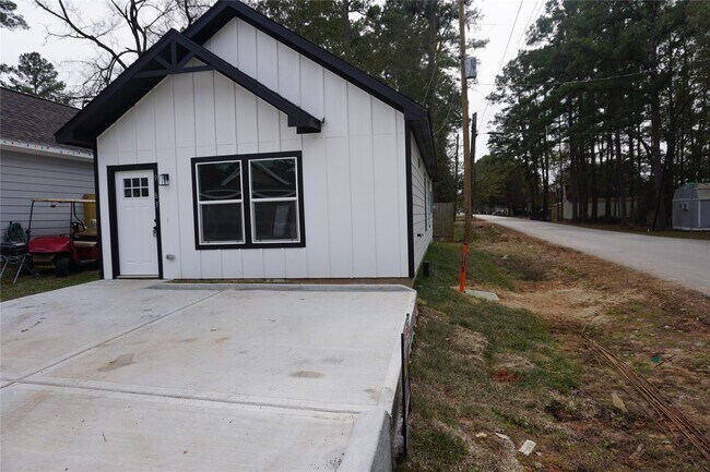 Foto del edificio - 9583 Darkwood St