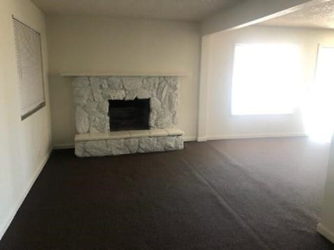 Foto del edificio - 4725 E Owens Ave