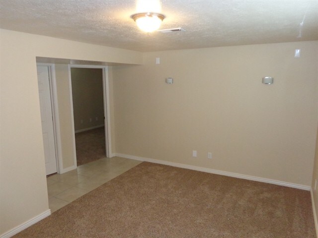 Foto del edificio - 7652 N Wyatt Earp Ave