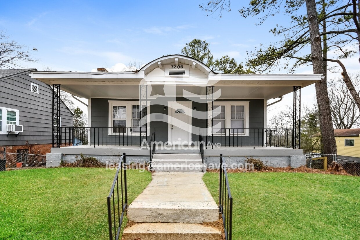 Foto principal - 7206 4th Ave S