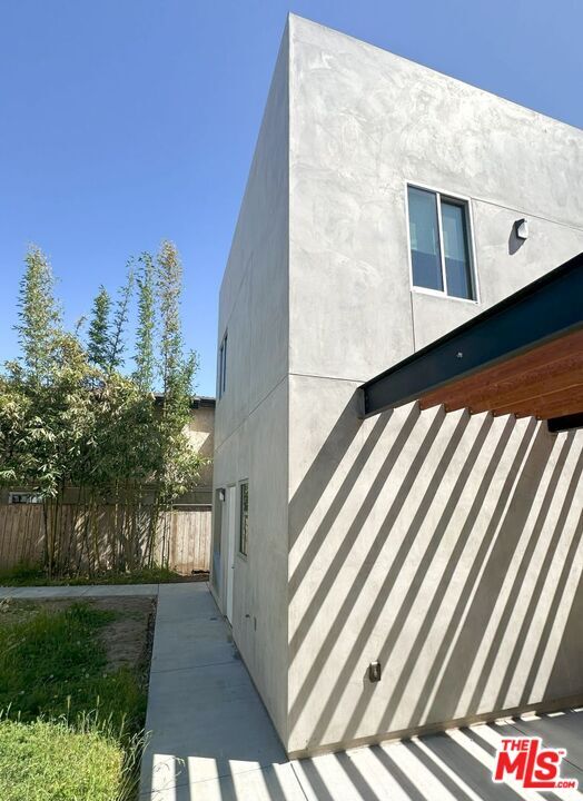 Building Photo - 1842 9th St