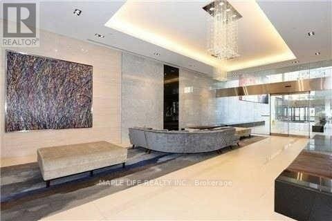 Photo du bâtiment - 388 Yonge St