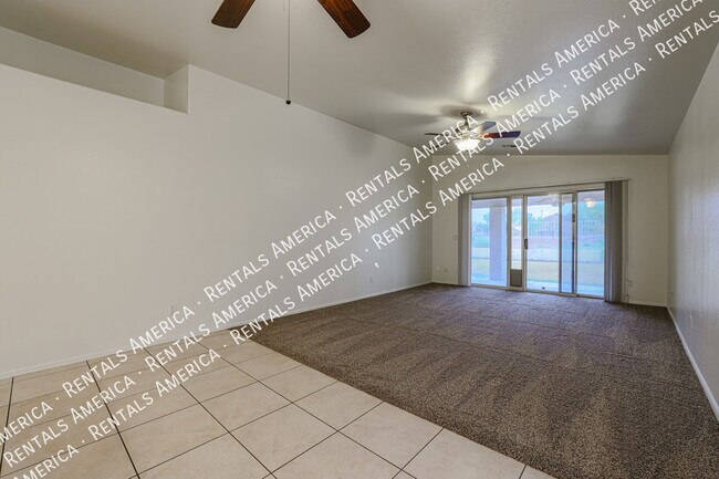 Foto del edificio - 7158 E Juanita Ave