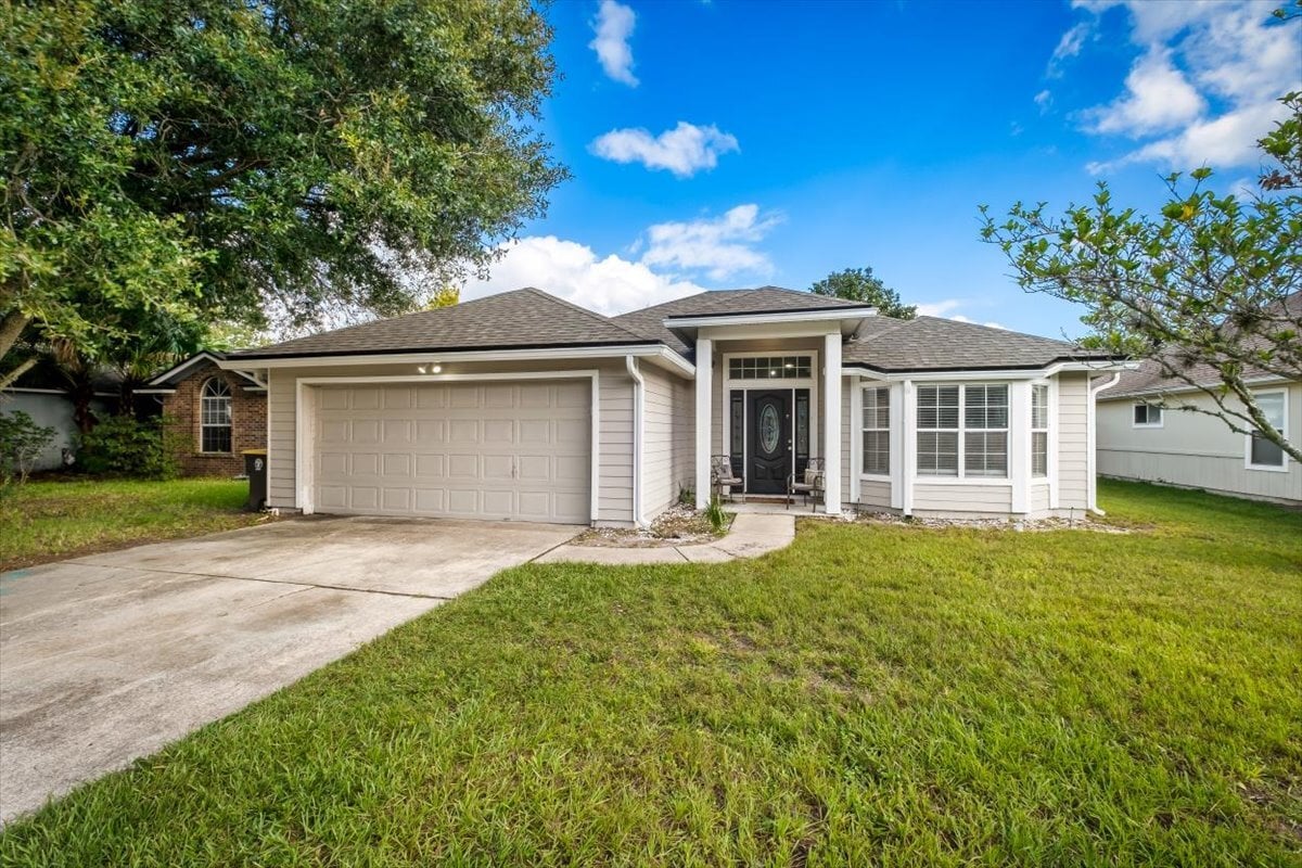 9043 Bridgecreek Dr W, Jacksonville, FL 32244 House Rental in