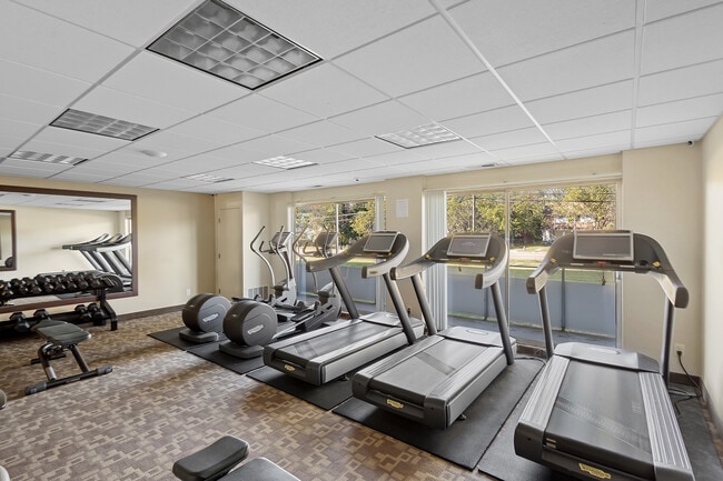 Building Photo - Concord Apartments