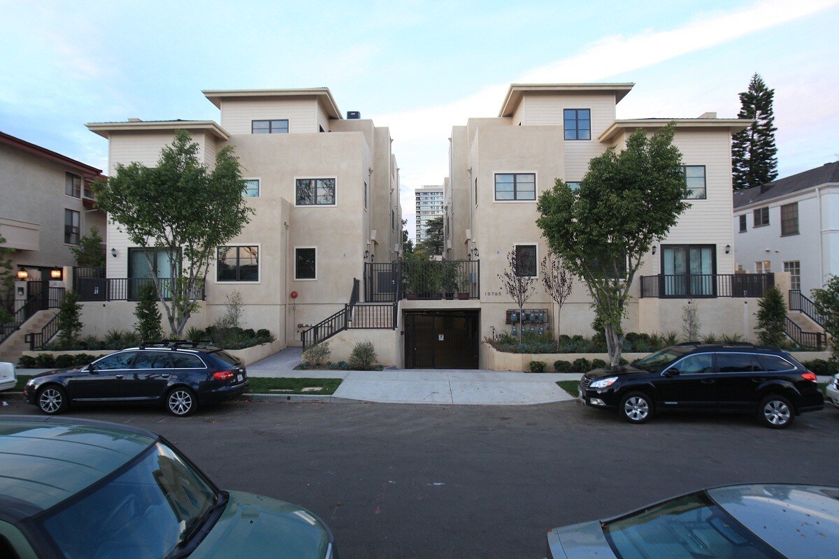 10765 Wilkins Ave, Los Angeles, CA 90024 Townhome Rentals in Los