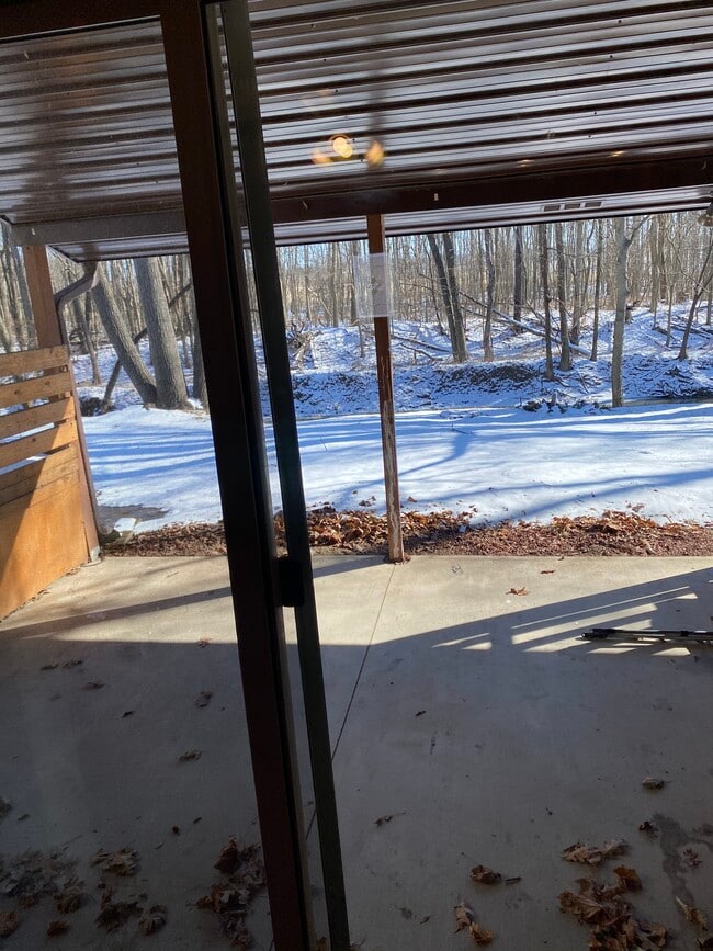 Covered patio overlooking St Joe river - 1073 Lakeshore