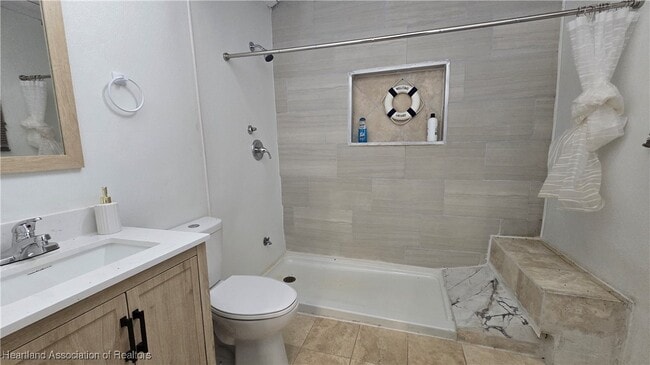 Building Photo - 44 Crawford Dr