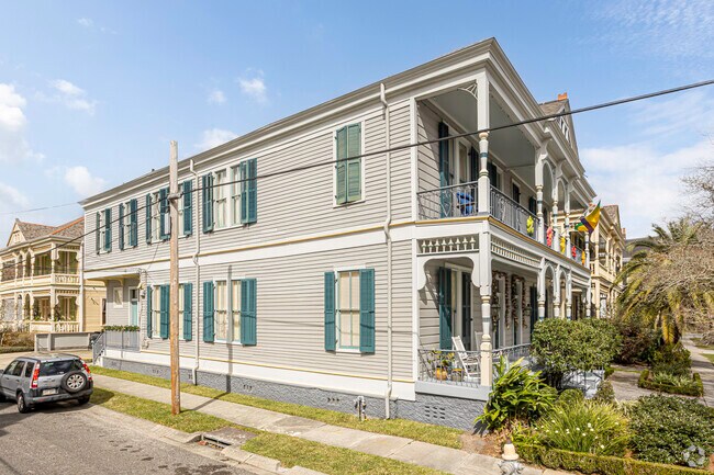 Foto del edificio - 1302-1304 Marengo St