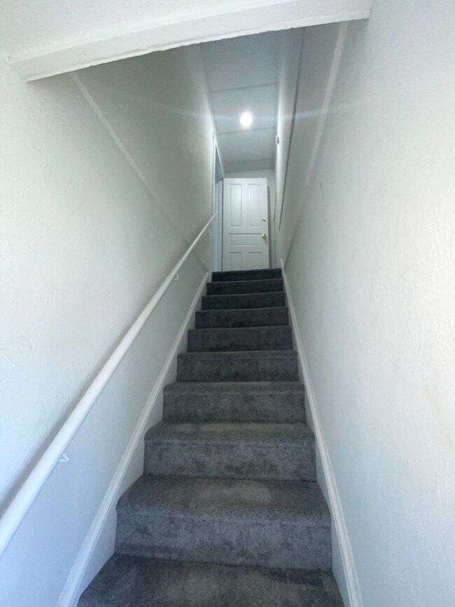 127 Saude Ave Tinicum Township, PA 19029 Alquileres en Tinicum