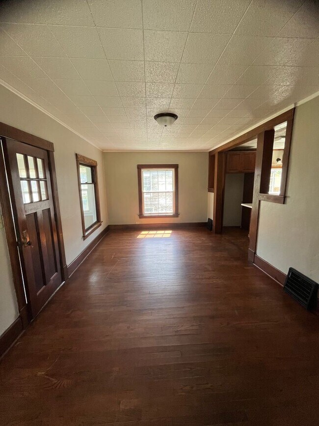 Building Photo - 3 br, 2 bath House - 942 South 17th Street