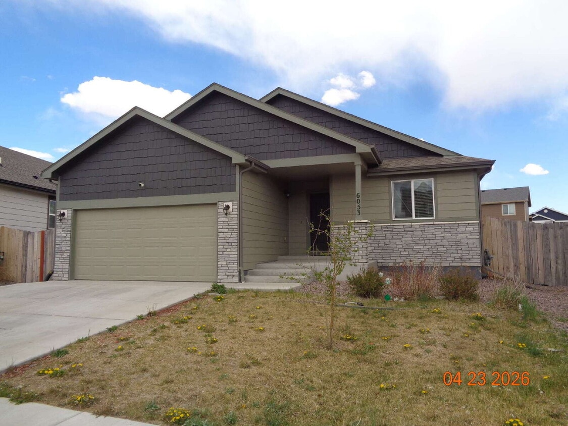 Lorson Ranch beauty - Lorson Ranch beauty