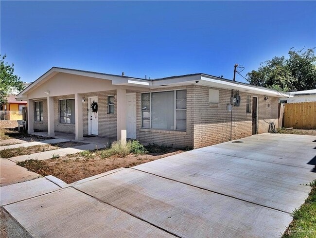 Foto del edificio - 819 S 16th St