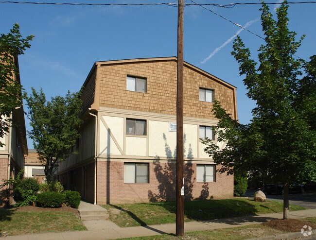 Weinland Park Apartments Weinland Park Apartments