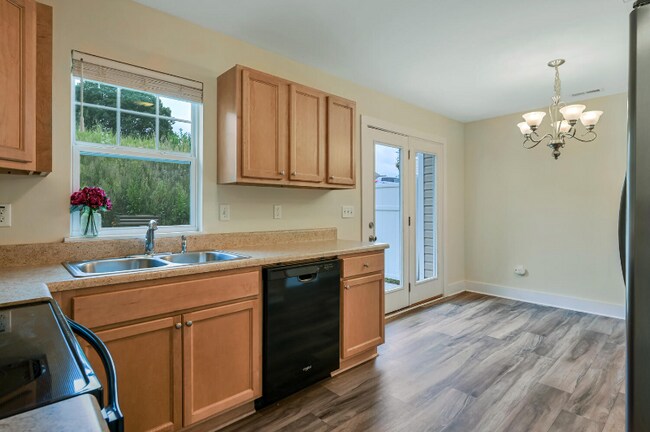Foto del edificio - 104 Monmouth Wy
