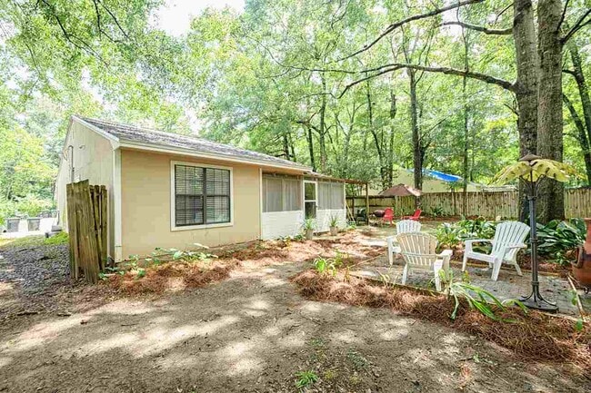 Building Photo - 2365 Foster Ct