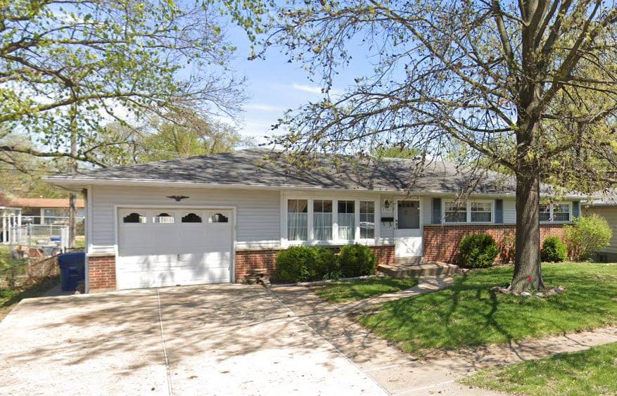 1361 Aspen Dr, Florissant, MO 63031 House Rental in Florissant, MO