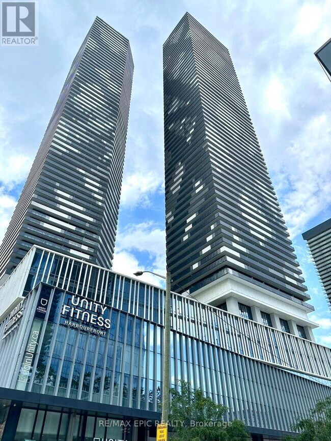 Building Photo - 138 Downes St