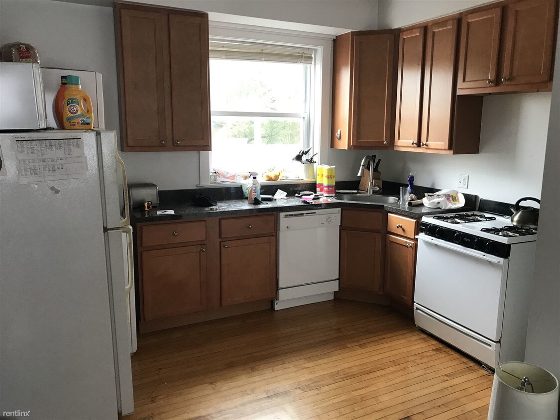 Foto del edificio - 1505 N Hoyne Ave