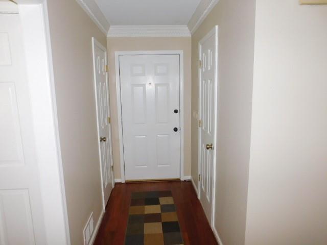 Foto del edificio - 8893 Carroll Manor Dr