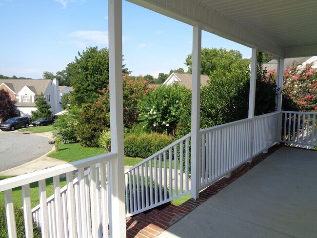 Foto del edificio - Spacious 2 story with double garage in Jam...