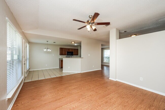 Foto del edificio - 2717 Bent Brook Dr