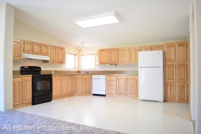 Foto del edificio - 4840 NW Highway 99