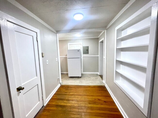 Building Photo - 3 Bed 2 Bath in Anniston